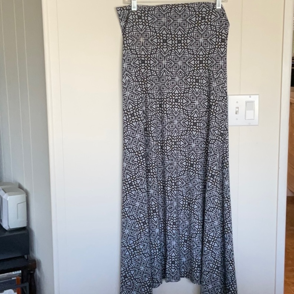 Viereck skirt size L